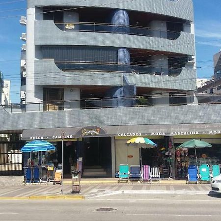 Apto Bombas Ed Guarapari ボンビーニャス エクステリア 写真