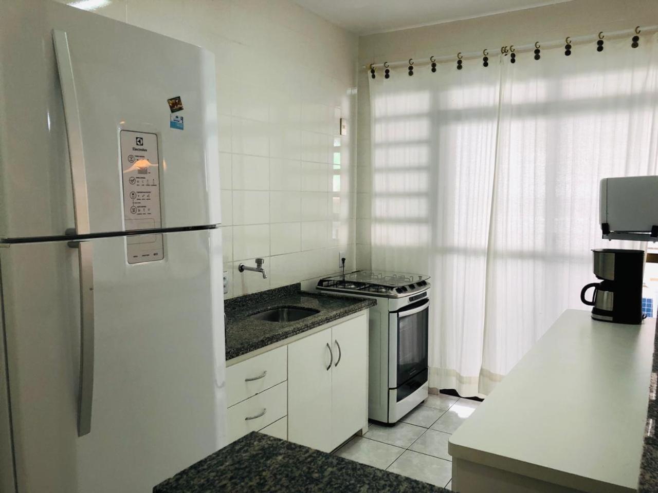 Apto Bombas Ed Guarapari ボンビーニャス エクステリア 写真
